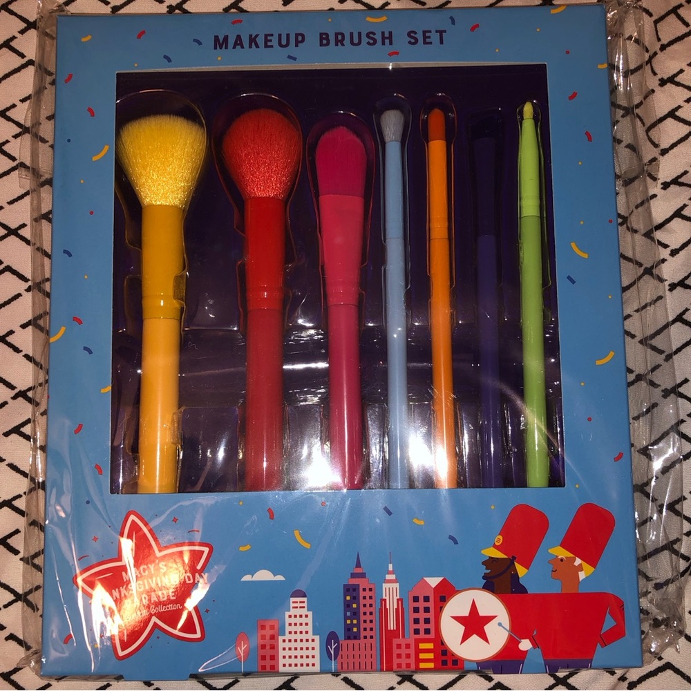 7pc brush set NEW